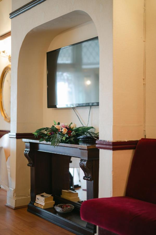 The Chimes On The Sea Bed & Breakfast Blackpool
