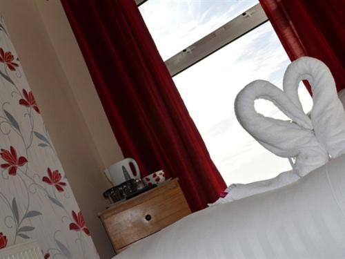 The Chimes On The Sea Couette-café Blackpool